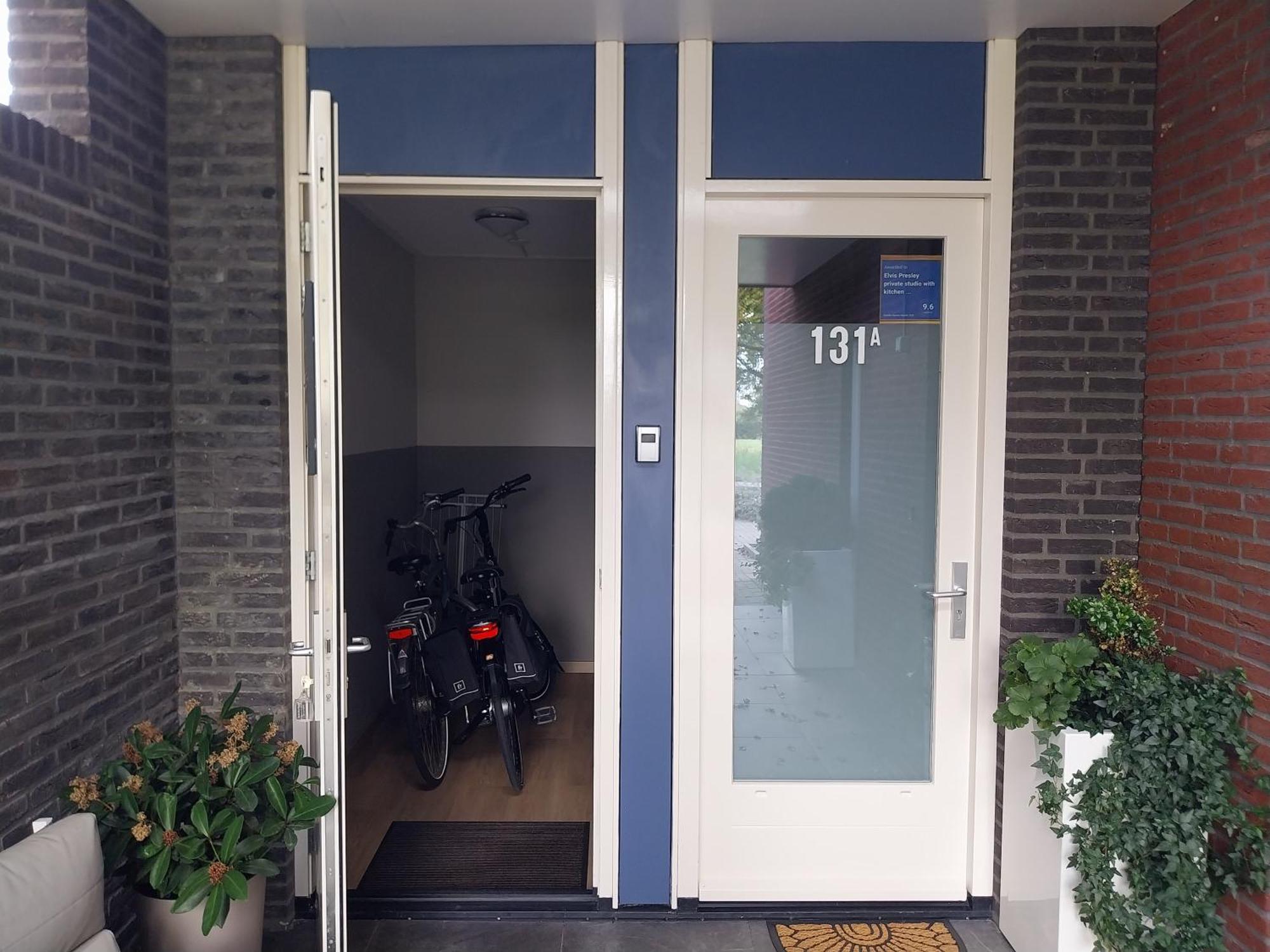 Elvis Presley Private Studio With Kitchen And Airconditioning Goes Buitenkant foto
